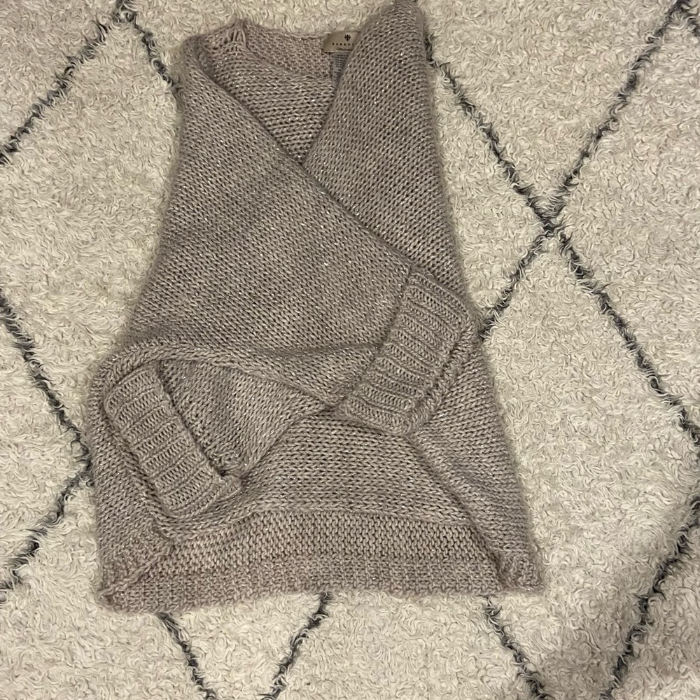 Sweater - Picture 6 of 11